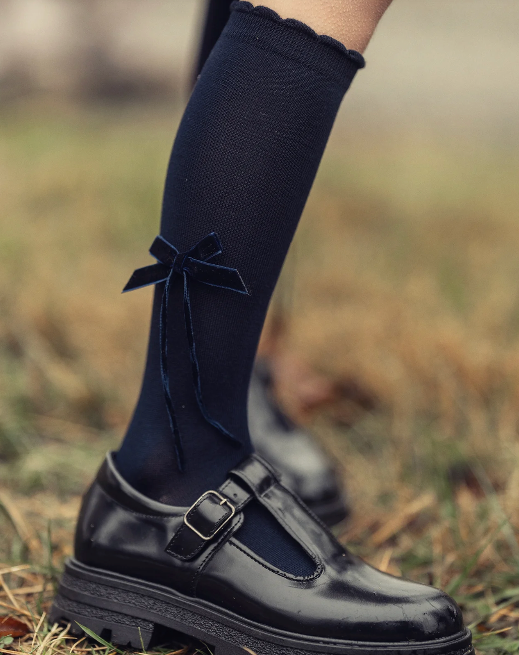 Thin Velvet Bow Knee